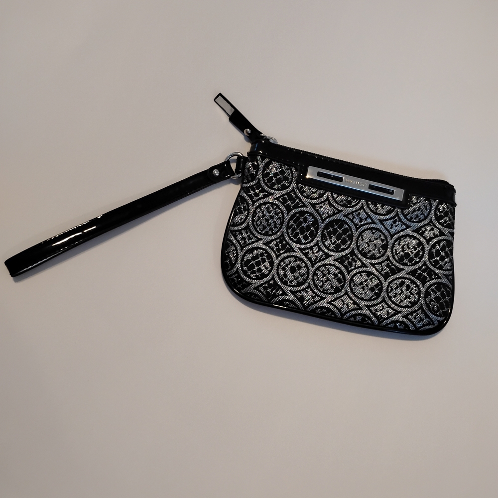 Y2k Revival Minimalist Maximalist Monochrome  Nine West Black & Silver Wristlet